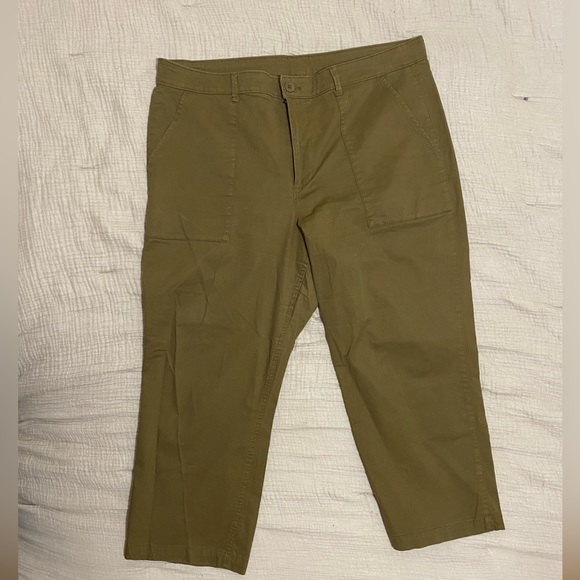 Old Navy carpenter straight leg crop pants - Picture 2 of 2